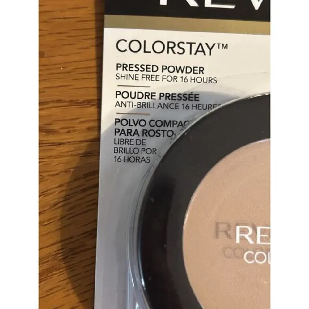 Revlon ColorStay FINISHING Powder‎ 840 MEDIUM